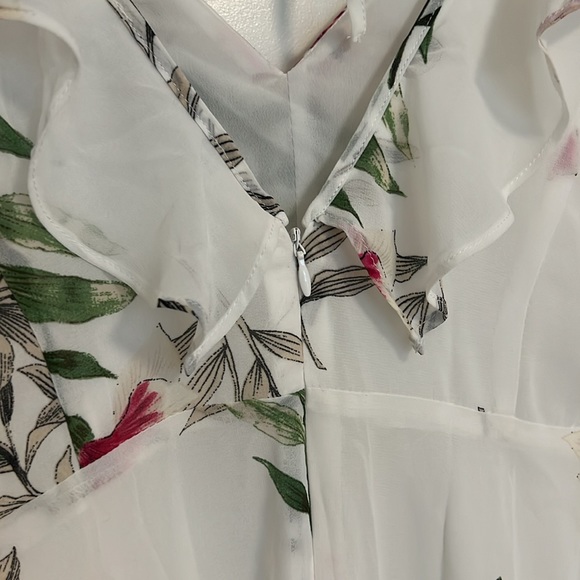 Dynamite White Floral Dress | Size XS - Picture 4 of 4